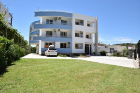 Apartments Fati & Flori